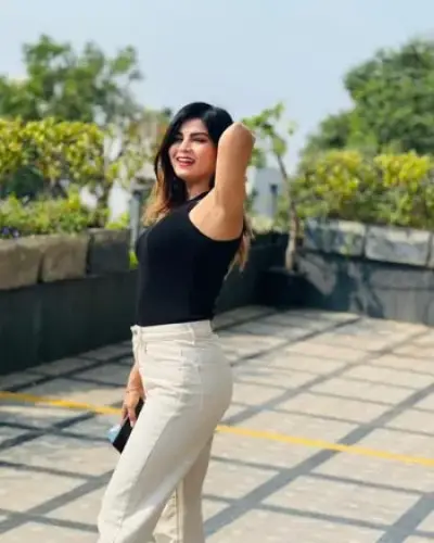 Call Girls Laxmangarh Cash On Delivery