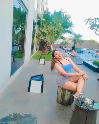 Escort Laxmangarh